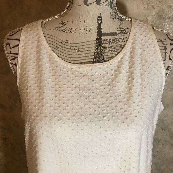 Apt. 9 Tops - ⭐️(3 for $20 SALE) APT. 9 Sleeveless Slit Back Top